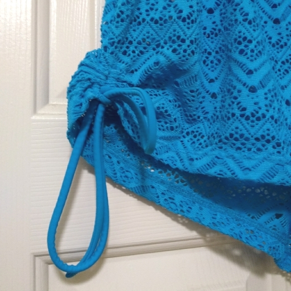 Beach & Pool Shorts - Picture 16 of 16